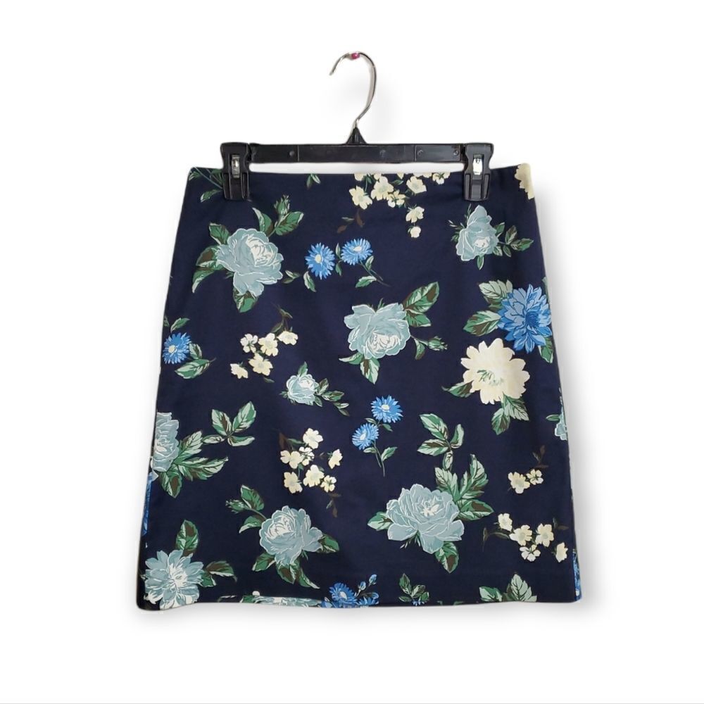 Ann Taylor Factory Navy Floral Skirt Size 4